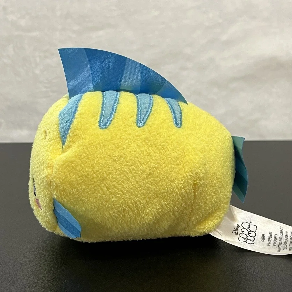 Disney Tsum Tsum FLOUNDER Mini Plush 4